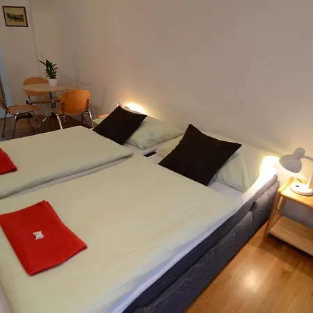 Karlin Apartment *
